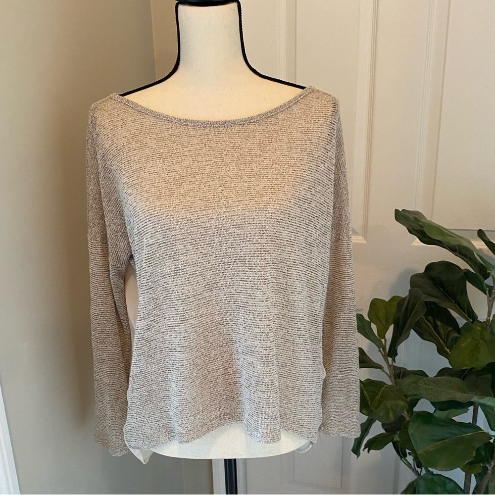Moon Collection. Tan and cream blouse. L.